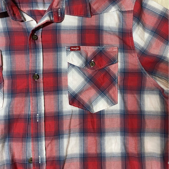Wrangler Men's Western Red Plaid Button Down Long Sleeve Shirt - Picture 3 of 8